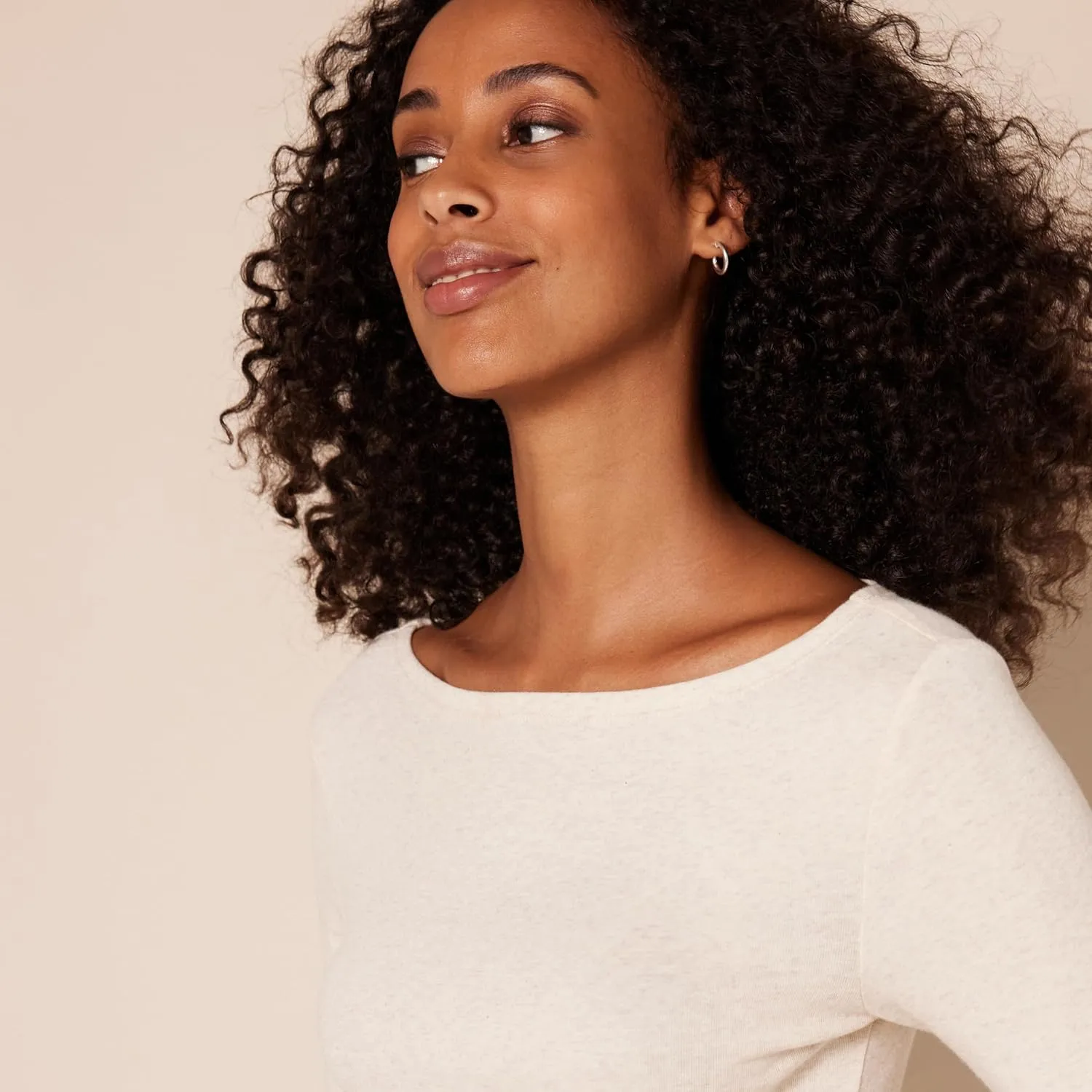 Amazon Essentials Women's Slim-Fit 3/4 Sleeve Boat Neck T-Shirt