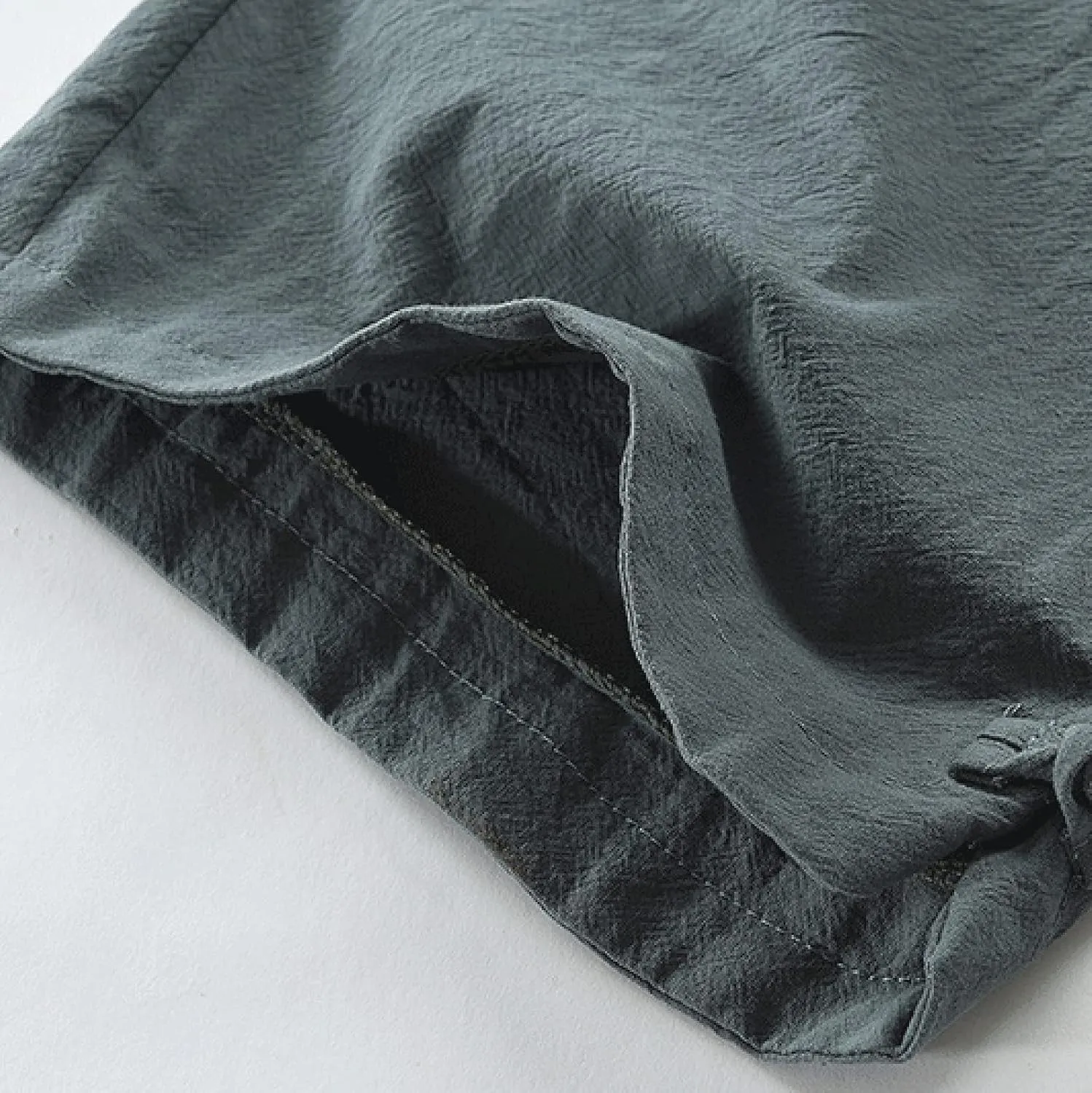 Linen Pants Men Slim Fit Casual Elastic Waist Summer Beach Capri Pants Lightweight Breathable Yoga Vacation Trousers