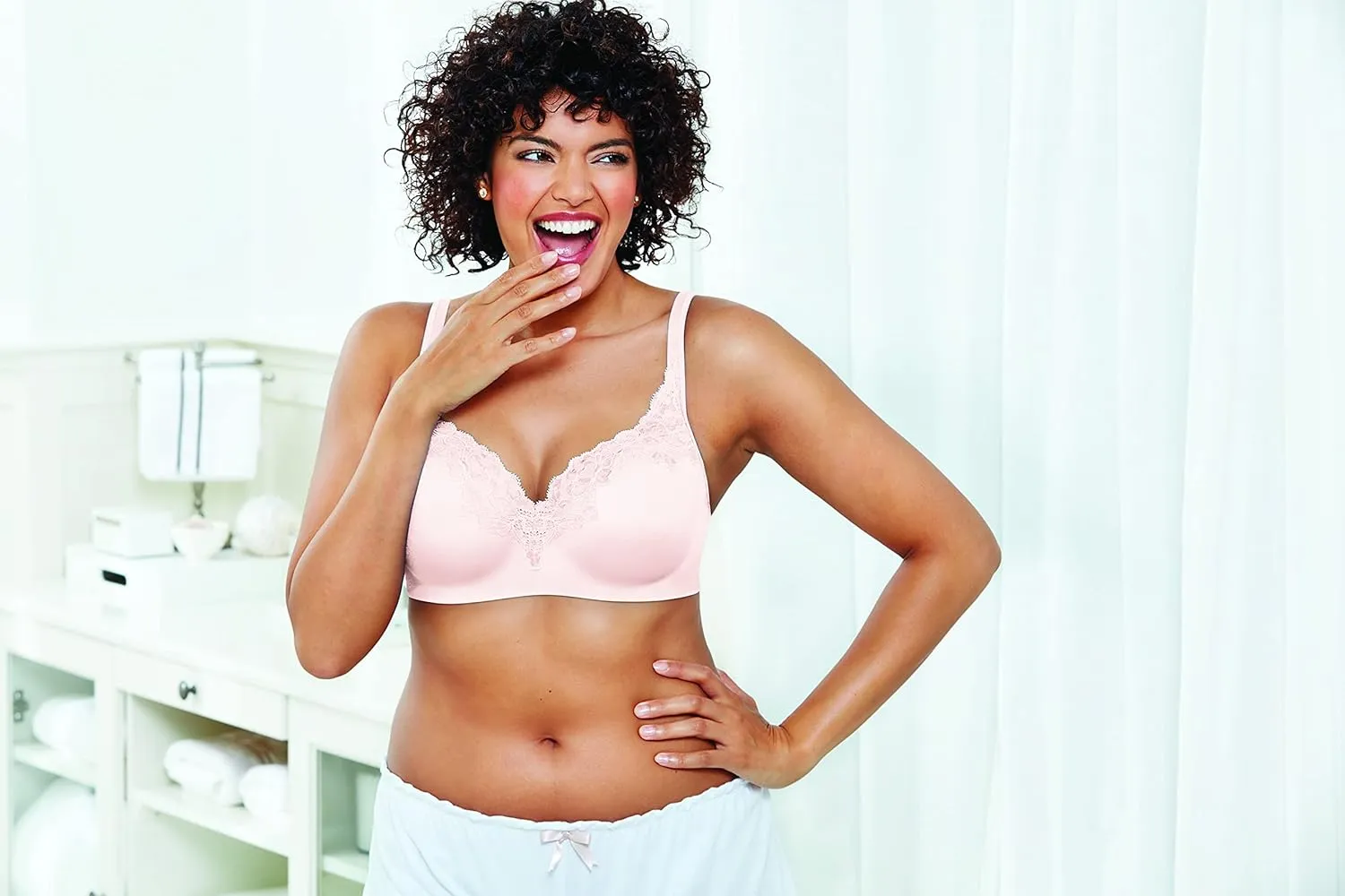 Playtex Women's Secrets Underwire Bra 4823, Full Coverage Balconette T-Shirt Bra for Full Figures